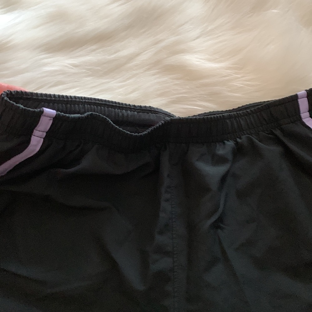 Under Armour Black Running Shorts - Picture 3 of 7